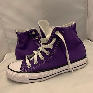 NEW-NEVER-WORN purple converse high top.